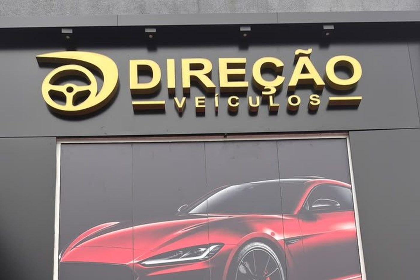 Letreiro da Direção Veículos
