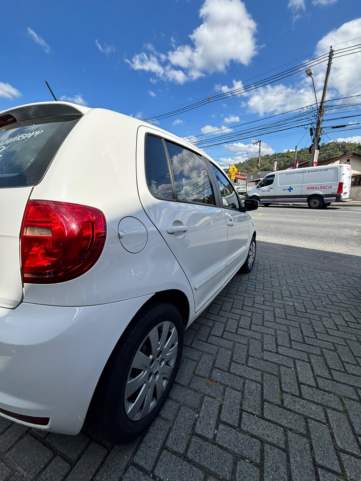 VOLKSWAGEN FOX 1.0 2012/2013, foto 4 de 8