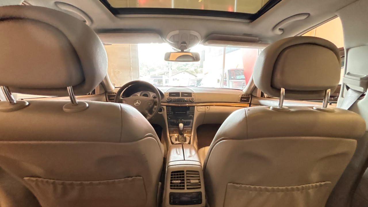 Mercedes-Benz E350 2005/2006, foto 10 de 13
