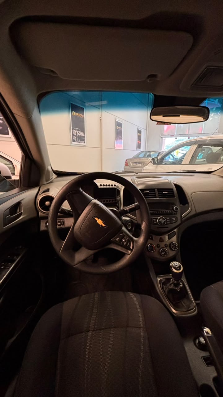 CHEVROLET ONIX LT 1.0 2019/2019, foto 8 de 10