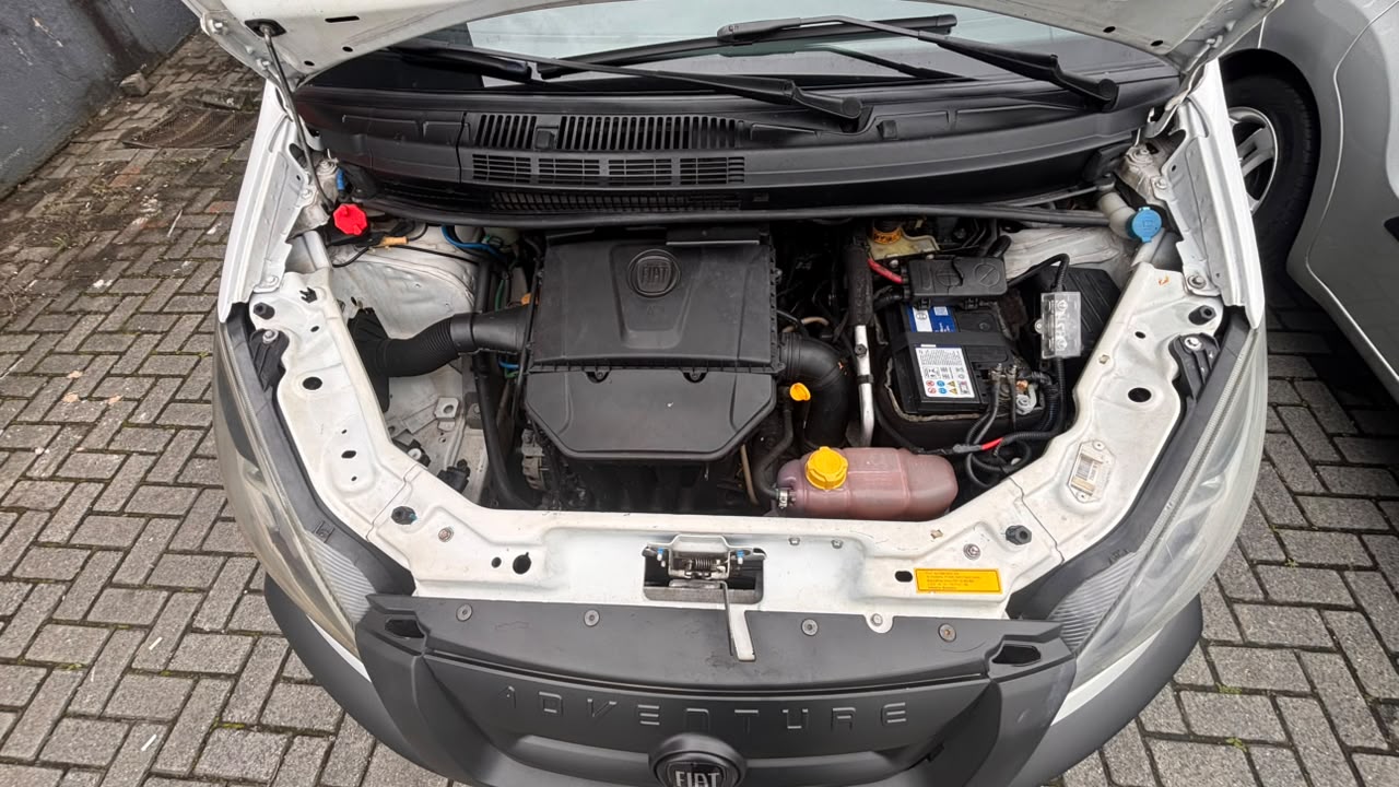 FIAT IDEA ADVENTURE 1.8 Dualogic 2012/2013, foto 10 de 10